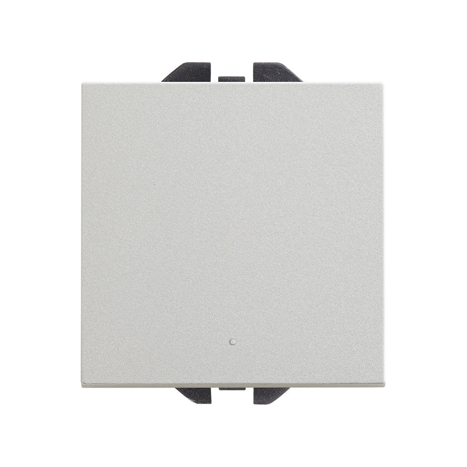 Interruptor unipolar pulsante 10AX 230V~ con sistema de embornamiento rápido  Simon 270