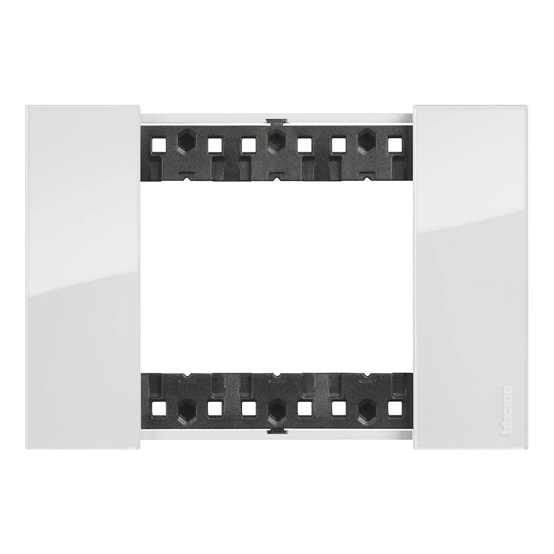Placa embellecedora de 3 módulos