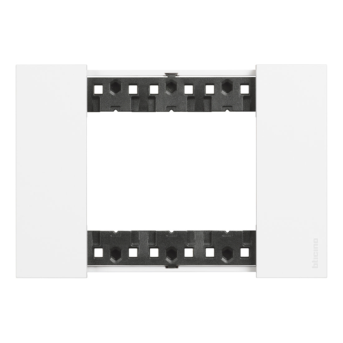Placa embellecedora de 3 módulos